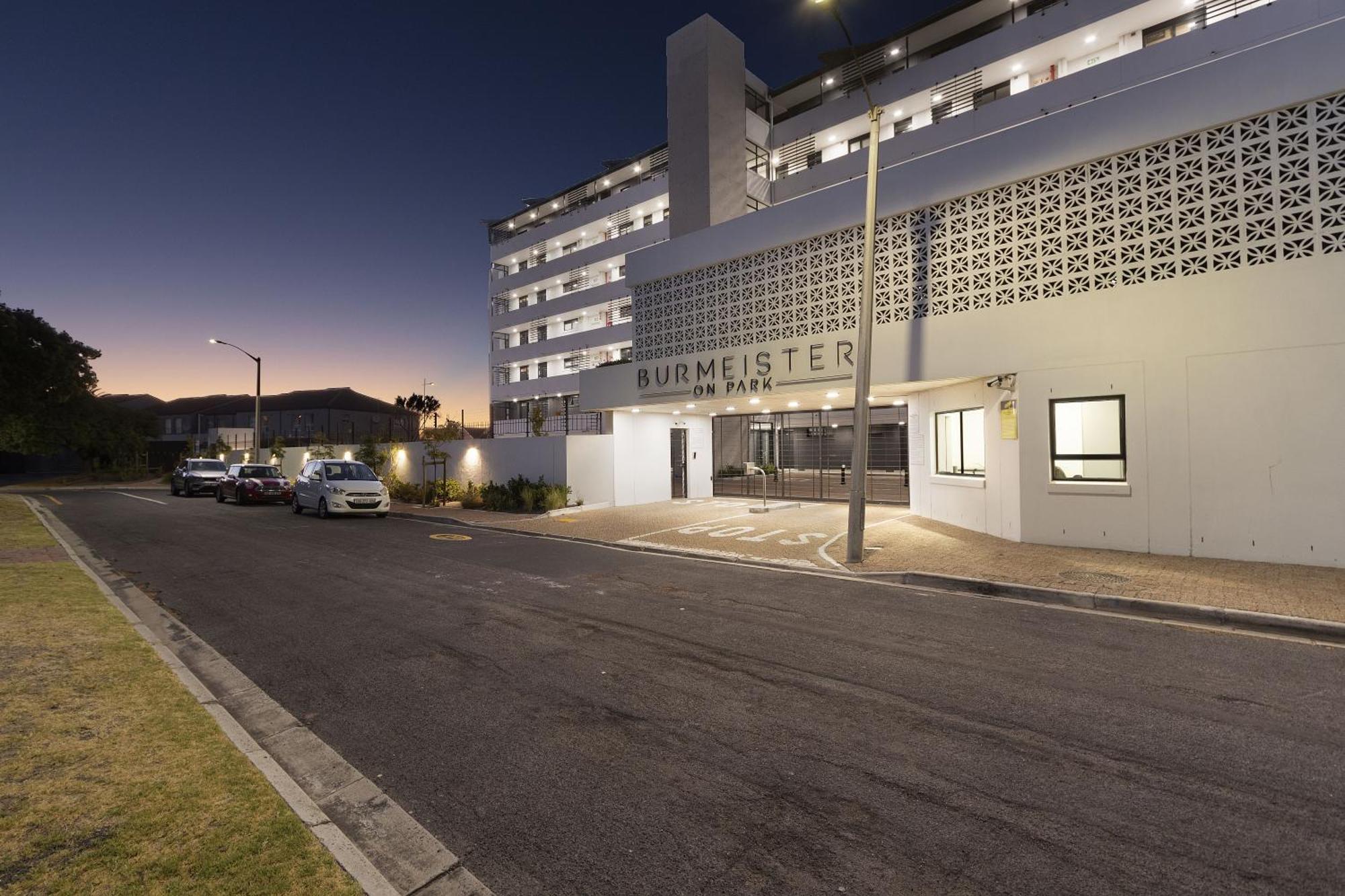 Apartment Burmeister On Park 508 Cape Town